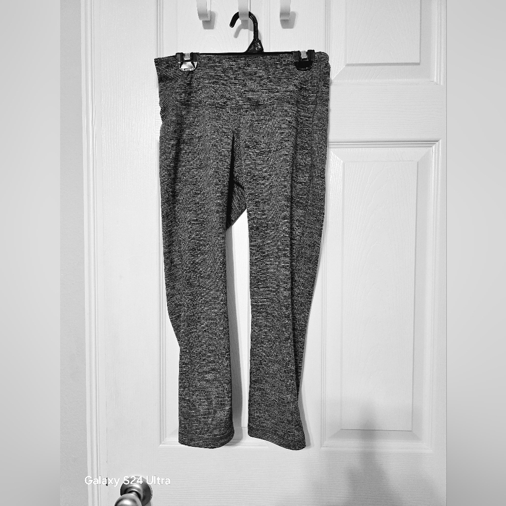 Old Navy Active gray activewear athletic comfort legging Pants size S Small